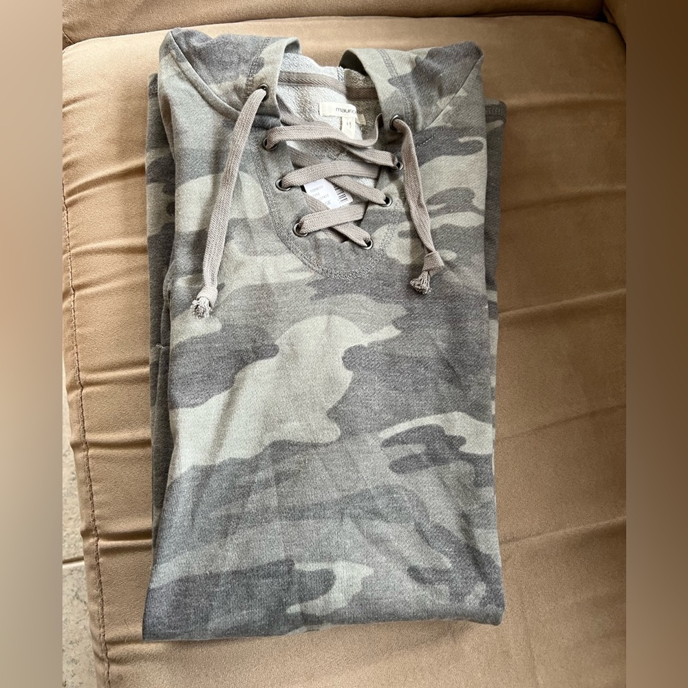 Maurice’s Camo lace up sleeveless hoodie dress. Super soft. NWT. Large. - Picture 4 of 7